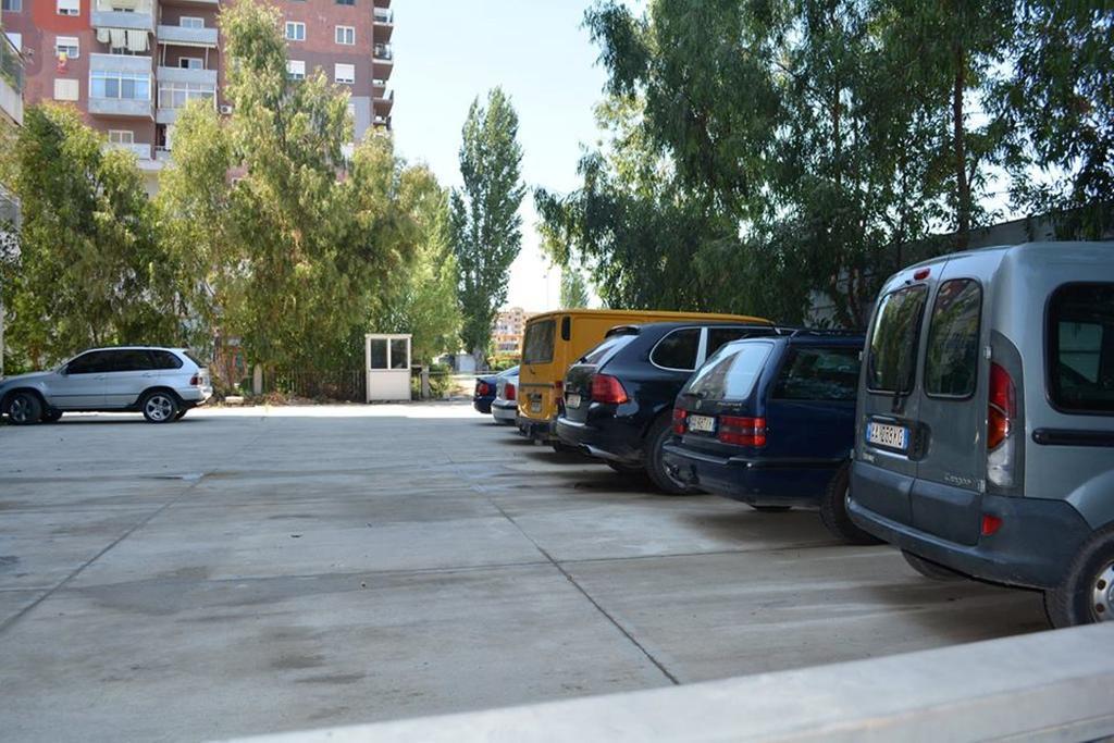 Hotel Albion Дуррес Экстерьер фото