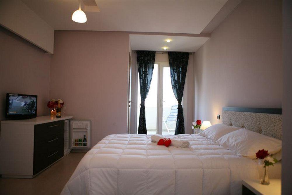 Hotel Albion Дуррес Экстерьер фото