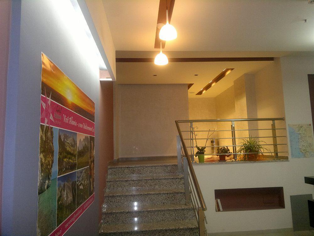 Hotel Albion Дуррес Экстерьер фото