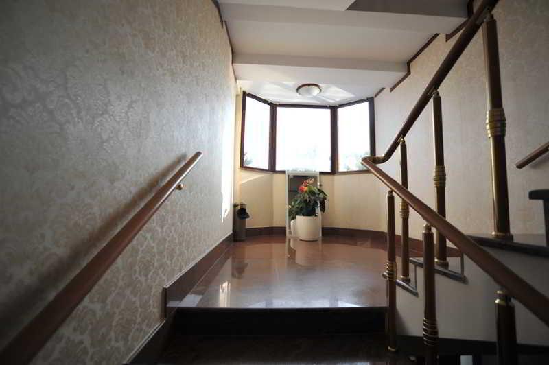 Hotel Albion Дуррес Экстерьер фото